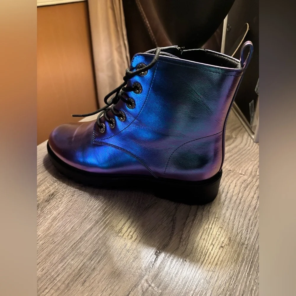 Girls Sonoma Goods for Life Shimmering Lace-Up Combat Boots size 5 NWT